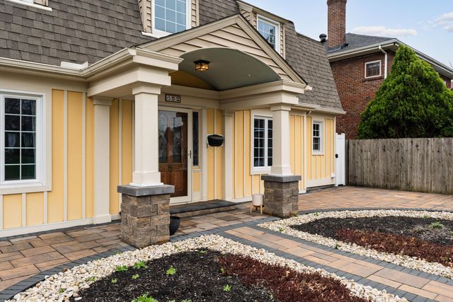 652 Eastmoor Boulevard, Columbus, OH 43209