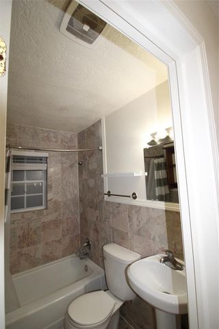 2000 Alameda Street, Norman, OK 73071