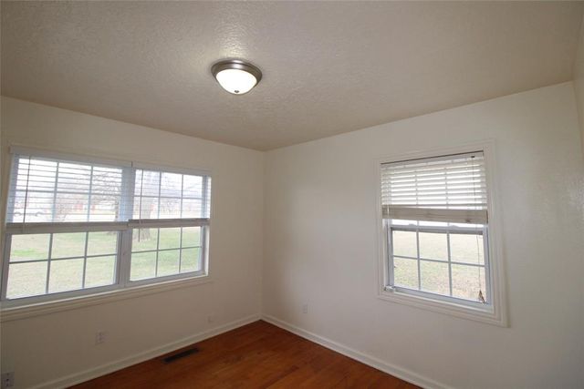 2000 Alameda Street, Norman, OK 73071