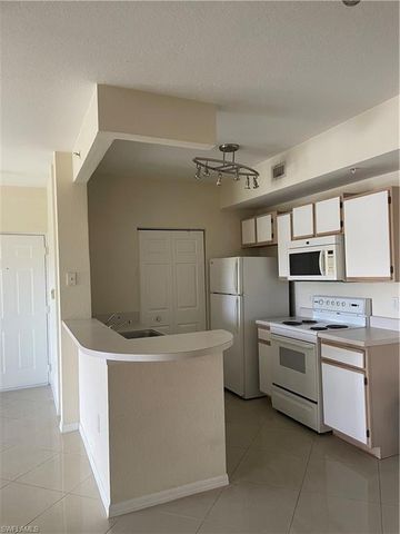 6360 Aragon WAY # 306, Fort Myers, FL 33966