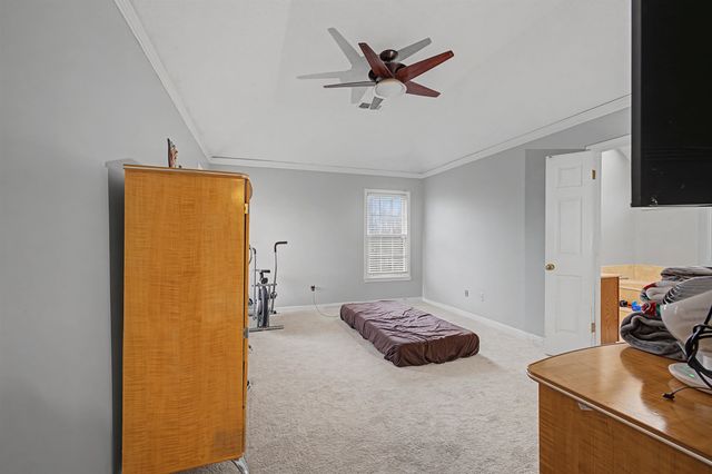 951 DOVE HOLLOW DR, Memphis, TN 38018