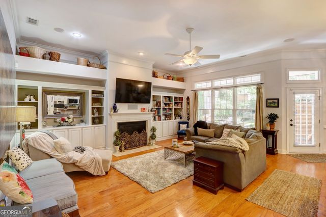 14 Lazy Hammock Court, Savannah, GA 31419