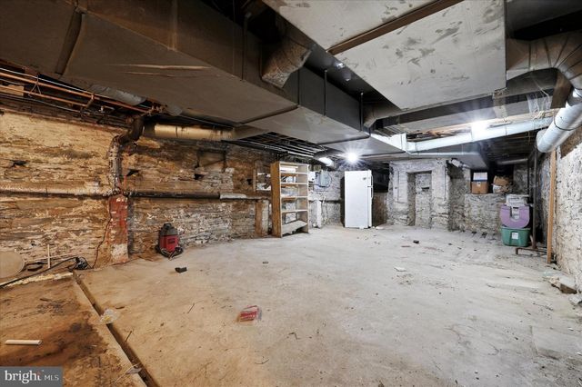 208 RIGHTERS MILL RD, Gladwyne, PA 19035