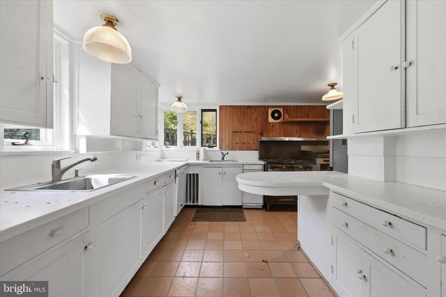 208 RIGHTERS MILL RD, Gladwyne, PA 19035