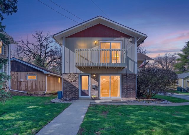 445 W Chestnut STREET, Burlington, WI 53105