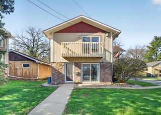 445 W Chestnut STREET, Burlington, WI 53105