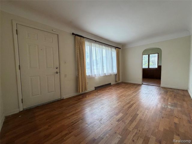 3809 Leith Street, Flint, MI 48506