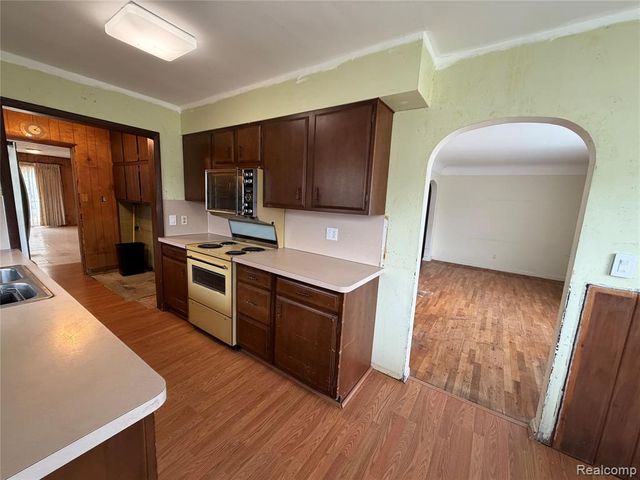 3809 Leith Street, Flint, MI 48506