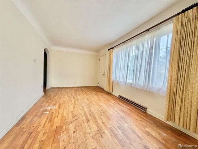 3809 Leith Street, Flint, MI 48506