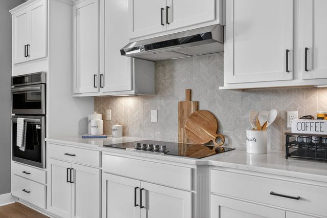 2026 Bennett Creek Dr, Columbia, TN 38401