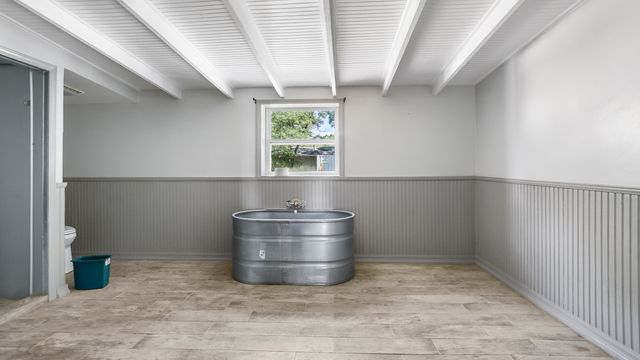 13636 St Highway 20, Niceville, FL 32578