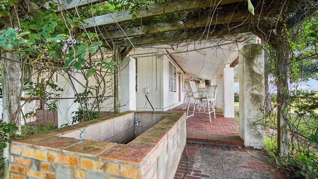 13636 St Highway 20, Niceville, FL 32578