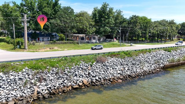 13636 St Highway 20, Niceville, FL 32578