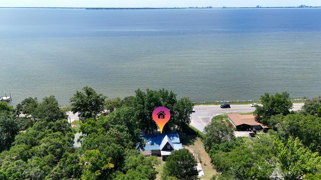 13636 St Highway 20, Niceville, FL 32578