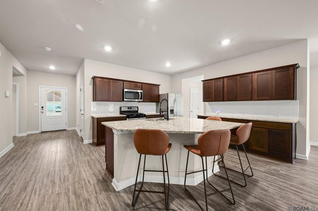 13083 Bayberry Ave, Denham Springs, LA 70706