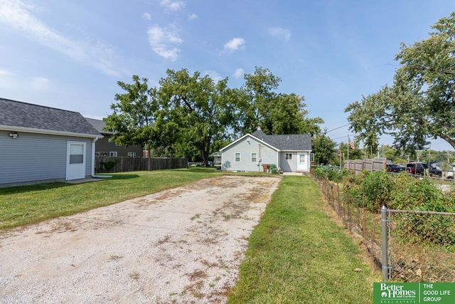 3613 Emiline Street, Bellevue, NE 68147