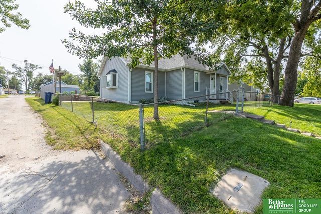 3613 Emiline Street, Bellevue, NE 68147