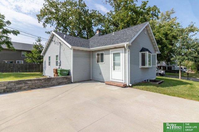 3613 Emiline Street, Bellevue, NE 68147