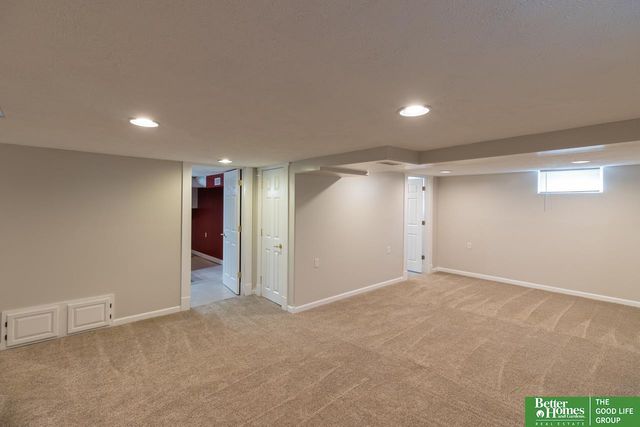 3613 Emiline Street, Bellevue, NE 68147