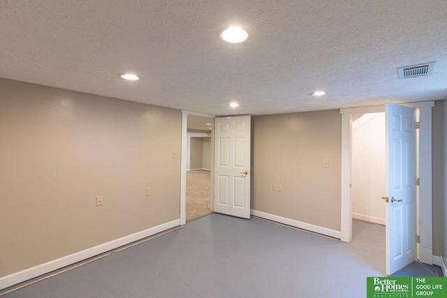 3613 Emiline Street, Bellevue, NE 68147