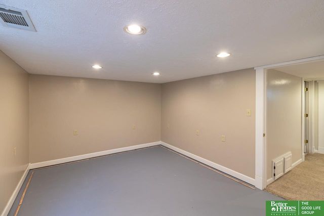 3613 Emiline Street, Bellevue, NE 68147