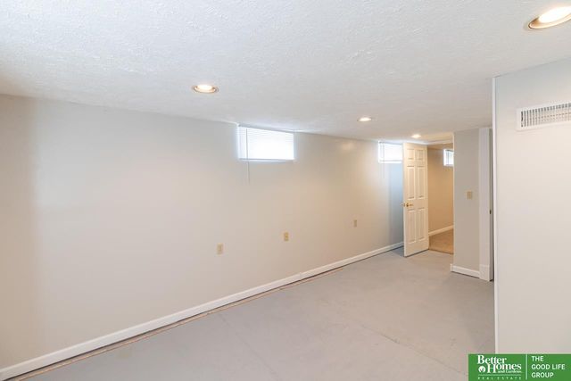 3613 Emiline Street, Bellevue, NE 68147