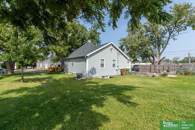 3613 Emiline Street, Bellevue, NE 68147