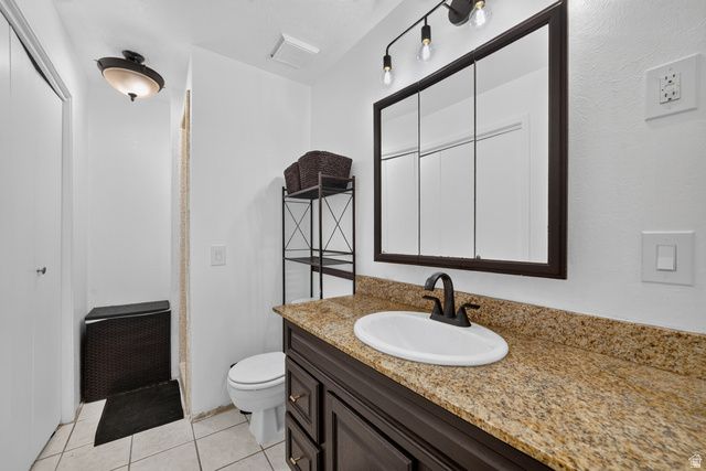 1768 E PORTAL WAY, Sandy, UT 84093