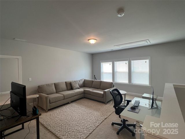 9735 Briarwick Lane, Charlotte, NC 28277