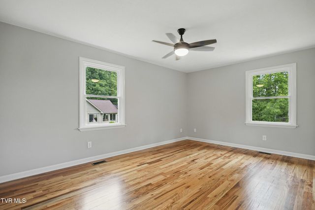 5530 Paramont Road, Wise, VA 24293