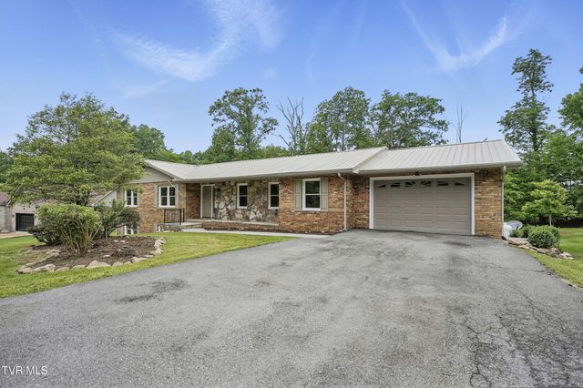 5530 Paramont Road, Wise, VA 24293