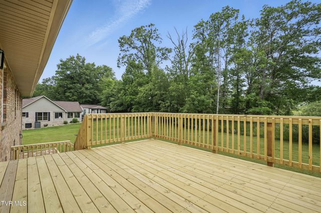 5530 Paramont Road, Wise, VA 24293