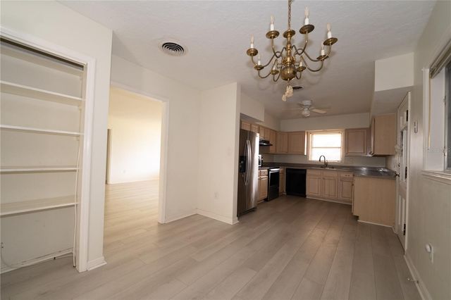 1831 NAUTILUS DRIVE, Sarasota, FL 34231