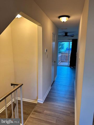 5694 CABELLS CT, Centreville, VA 20120