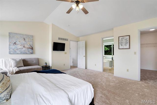 1519 Glenn Brooke Woods Circle, Ballwin, MO 63021
