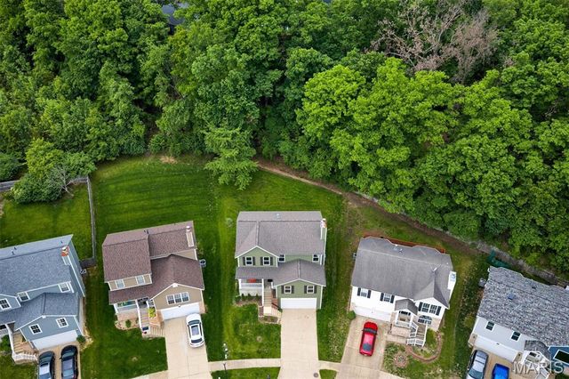 1519 Glenn Brooke Woods Circle, Ballwin, MO 63021