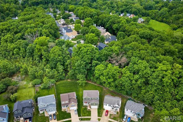 1519 Glenn Brooke Woods Circle, Ballwin, MO 63021