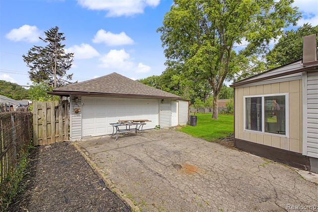 11340 Polk Street, Taylor, MI 48180