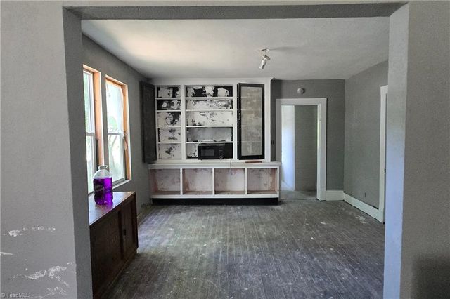 312 Culbreth Avenue, Thomasville, NC 27360