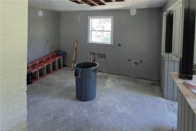 312 Culbreth Avenue, Thomasville, NC 27360