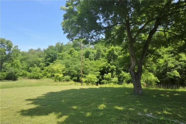 312 Culbreth Avenue, Thomasville, NC 27360