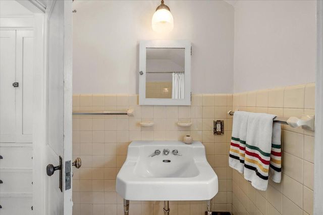 4658 Colfax Avenue S, Minneapolis, MN 55419