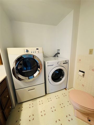 7168 Hwy 21, Elberon, IA 52225