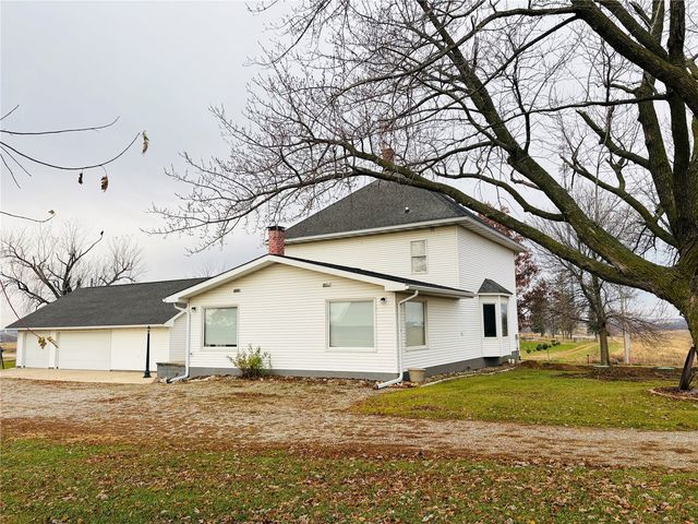 7168 Hwy 21, Elberon, IA 52225