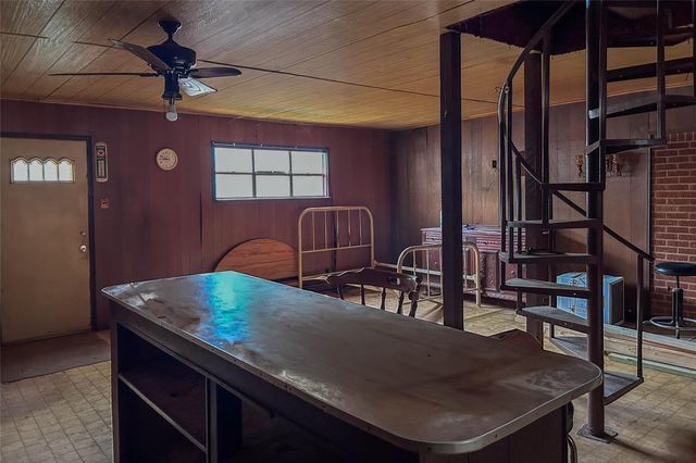 513 Sunnyside Street, Houston, TX 77076