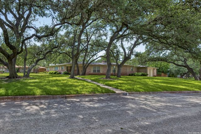 105 DORIS DR, Universal City, TX 78148