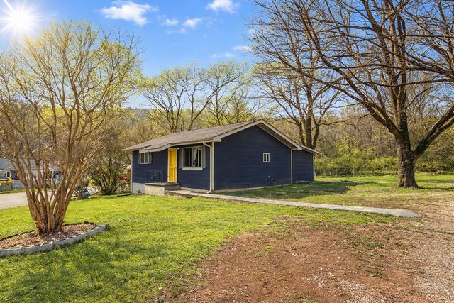 2410 Frost Street, Chattanooga, TN 37406