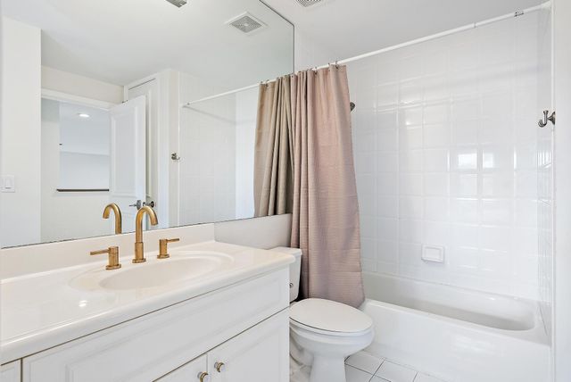8405 Legend Club Drive, West Palm Beach, FL 33412
