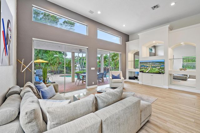 8405 Legend Club Drive, West Palm Beach, FL 33412