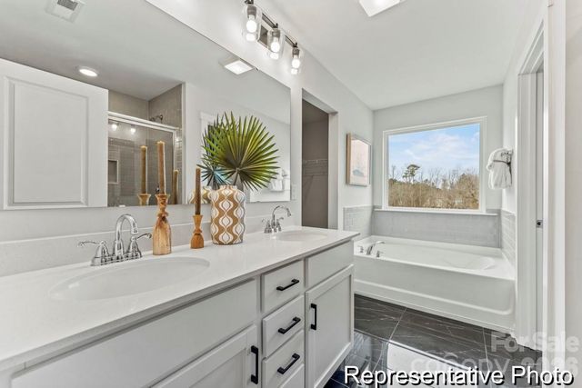 132 Pembroke Way 21, Albemarle, NC 28001